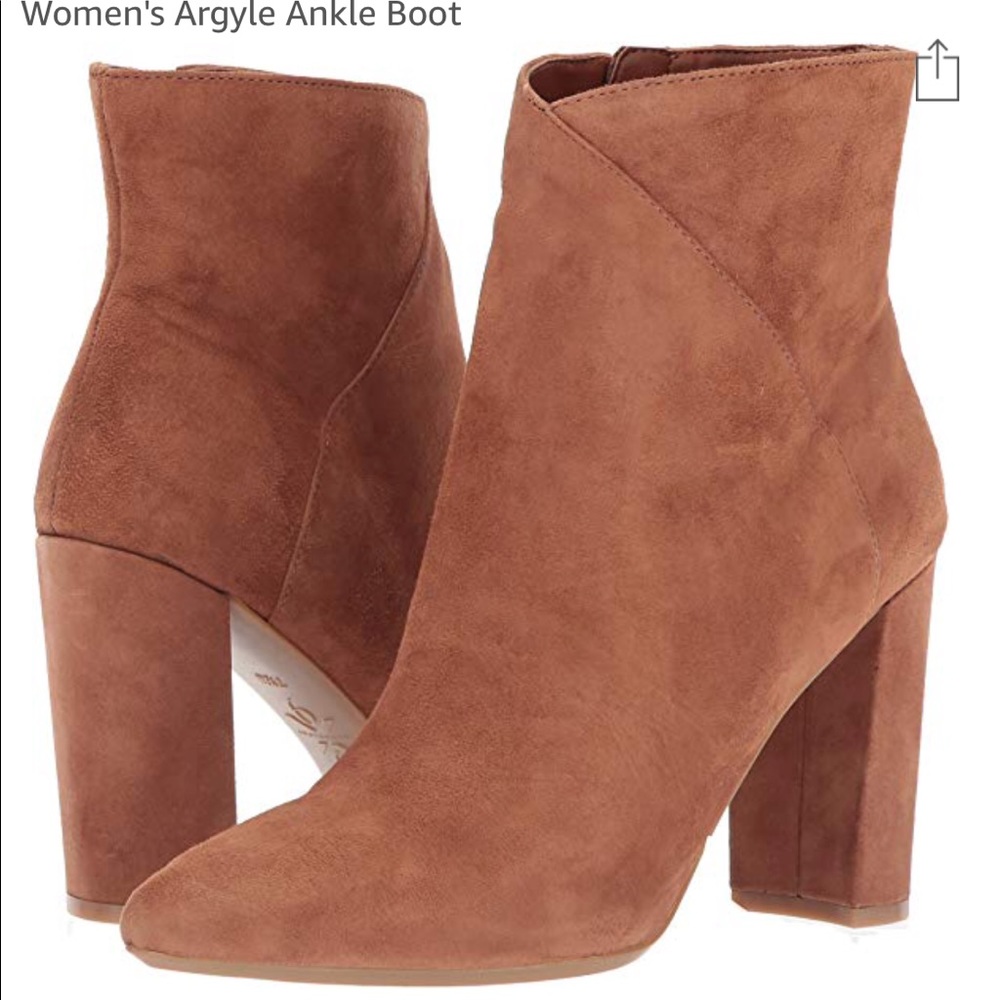 Nine West pointy toe bootie